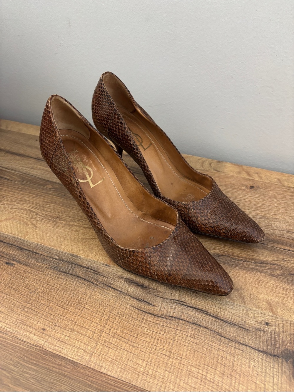 YSL Yves Saint Laurent Lizard Print Leather Stiletto High Heels